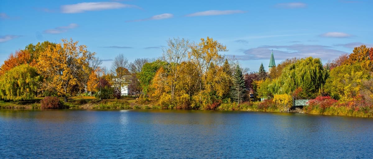 Scenic waterfront view at LaSalle Rapids Park in Montreal during autumn