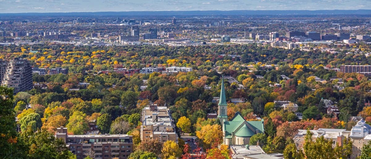 Panoramic view of Outremont and Montreal from Belvédère Outremont