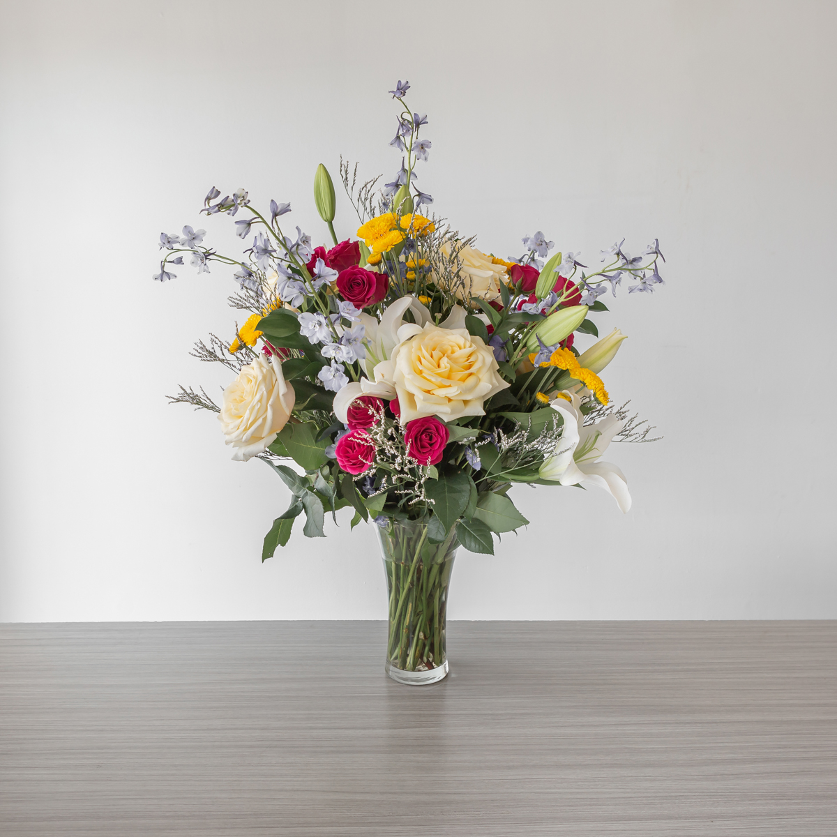 New Day Daws Arrangement Premium LeBouquet mtl